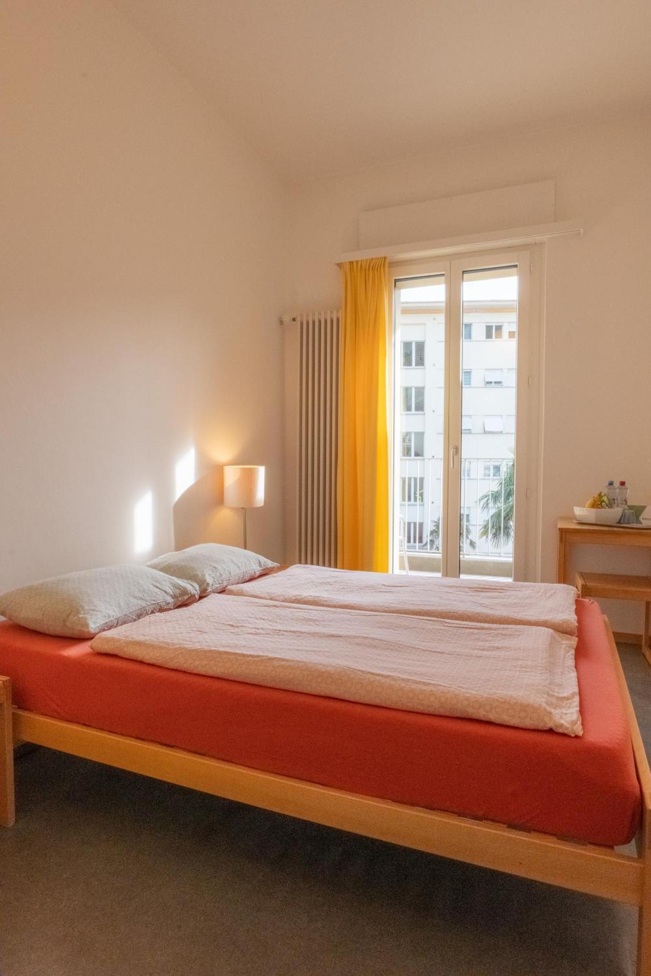 Locarno Youth Hostel Ngoại thất bức ảnh